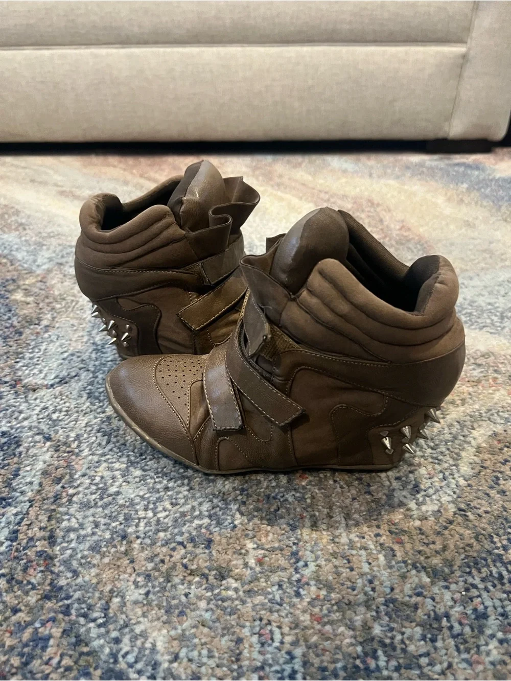 Charlotte Russe Wedge Snaekers - Picture 2 of 7